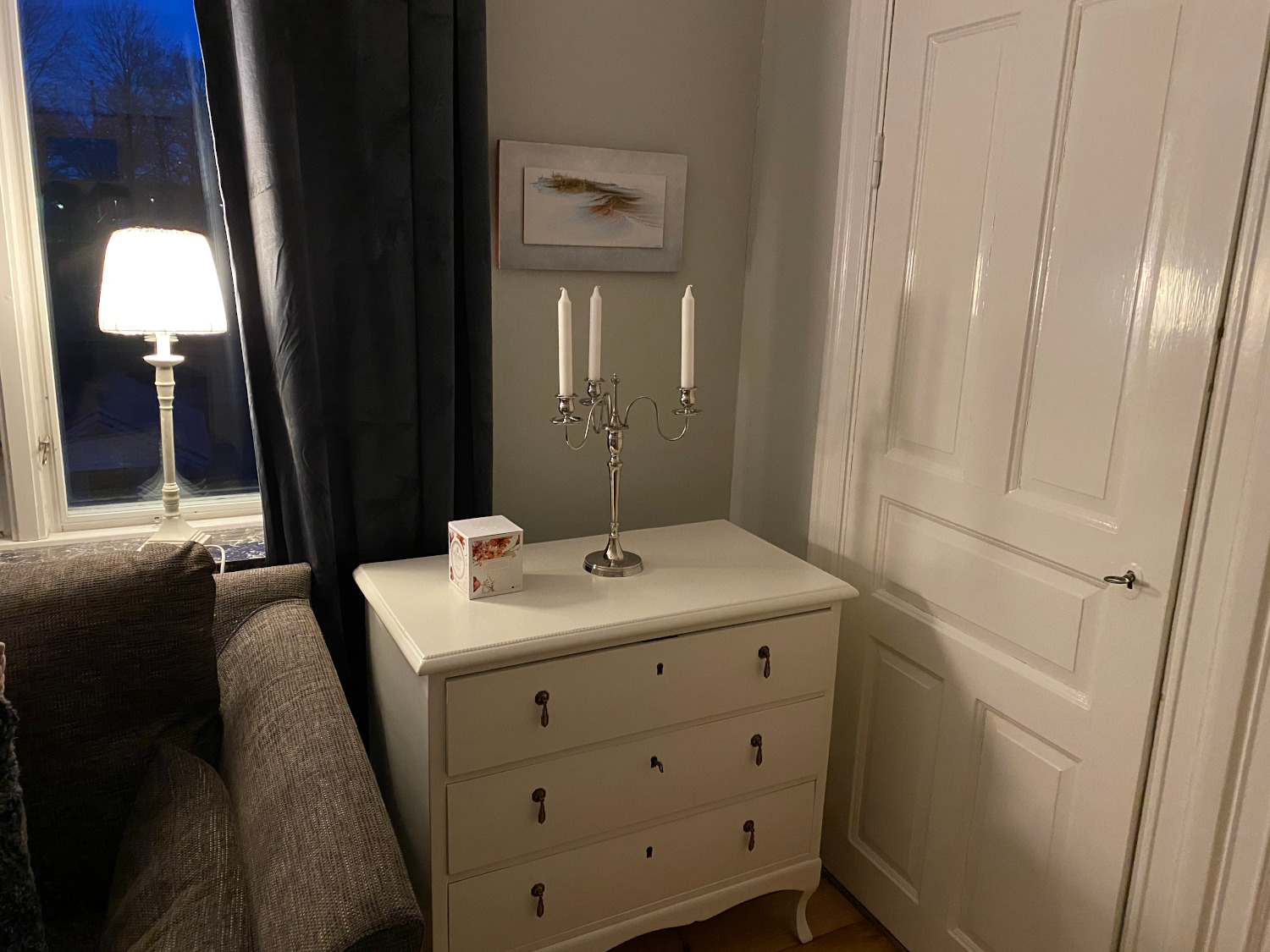 Färdiglackerade ytor i högblank finish